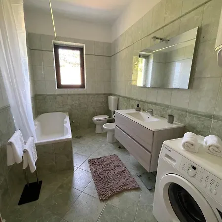 Vista Kali דירה